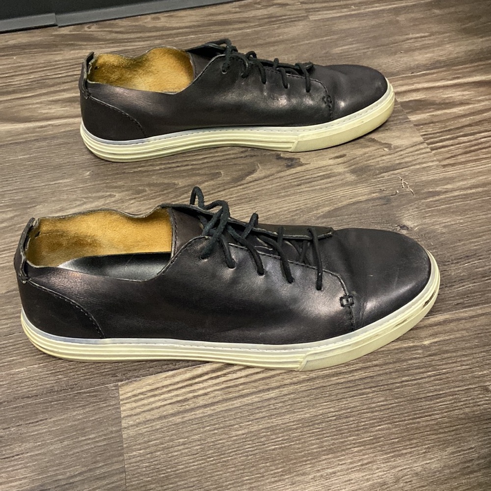 Gucci - Picture 2 of 3